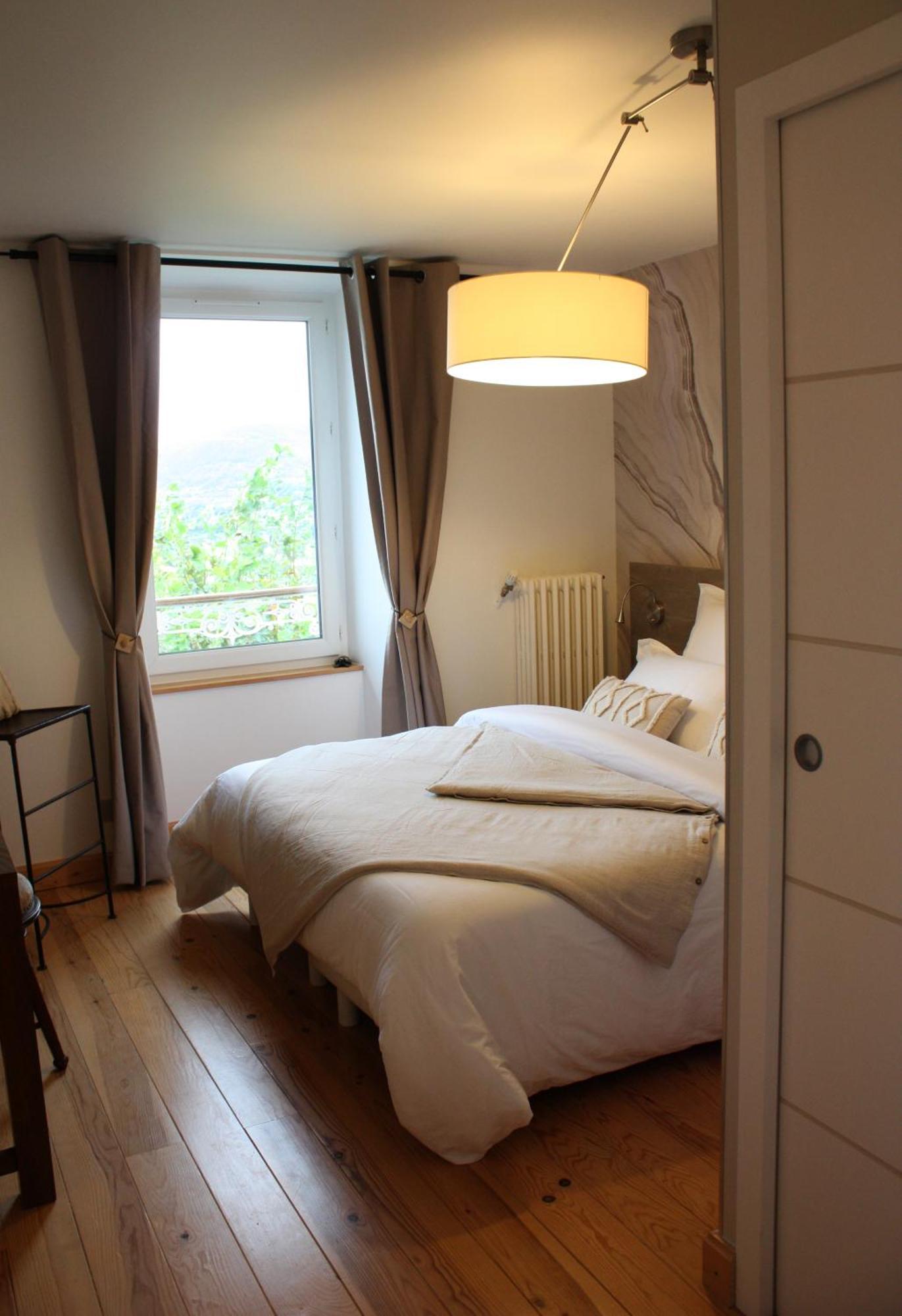 L'Escale De Beauregard Hotel Coublevie Bagian luar foto